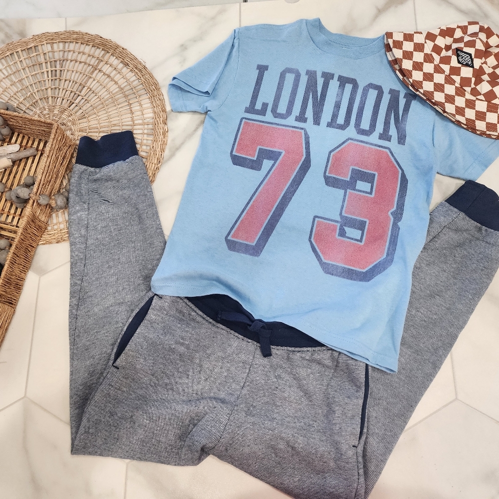 [ Fith Sun] New w-out tag.. boys size XS blue " LONDON" #73